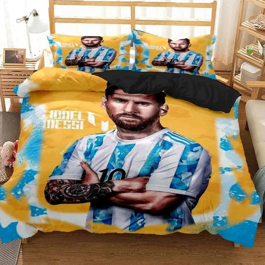 Housse de couette avec portrait 3D de Lionel Messi sur fond jaune et touches bleues.