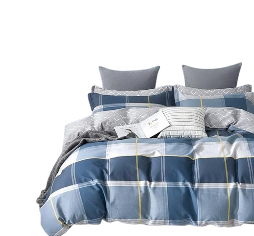 Housse de couette coton motif carreaux bleu, gris et jaune, présentée sur un lit moderne, ambiance lumineuse.