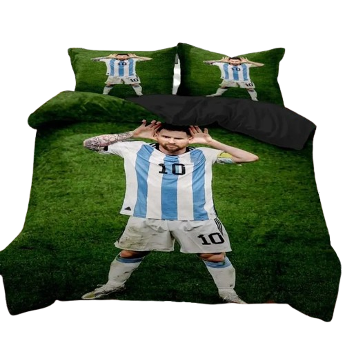 Housse de couette foot Messi 3D sur fond de gazon vert.