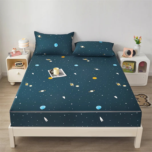 Housse de matelas imperméable bleu nuit motif espace avec planètes et fusées