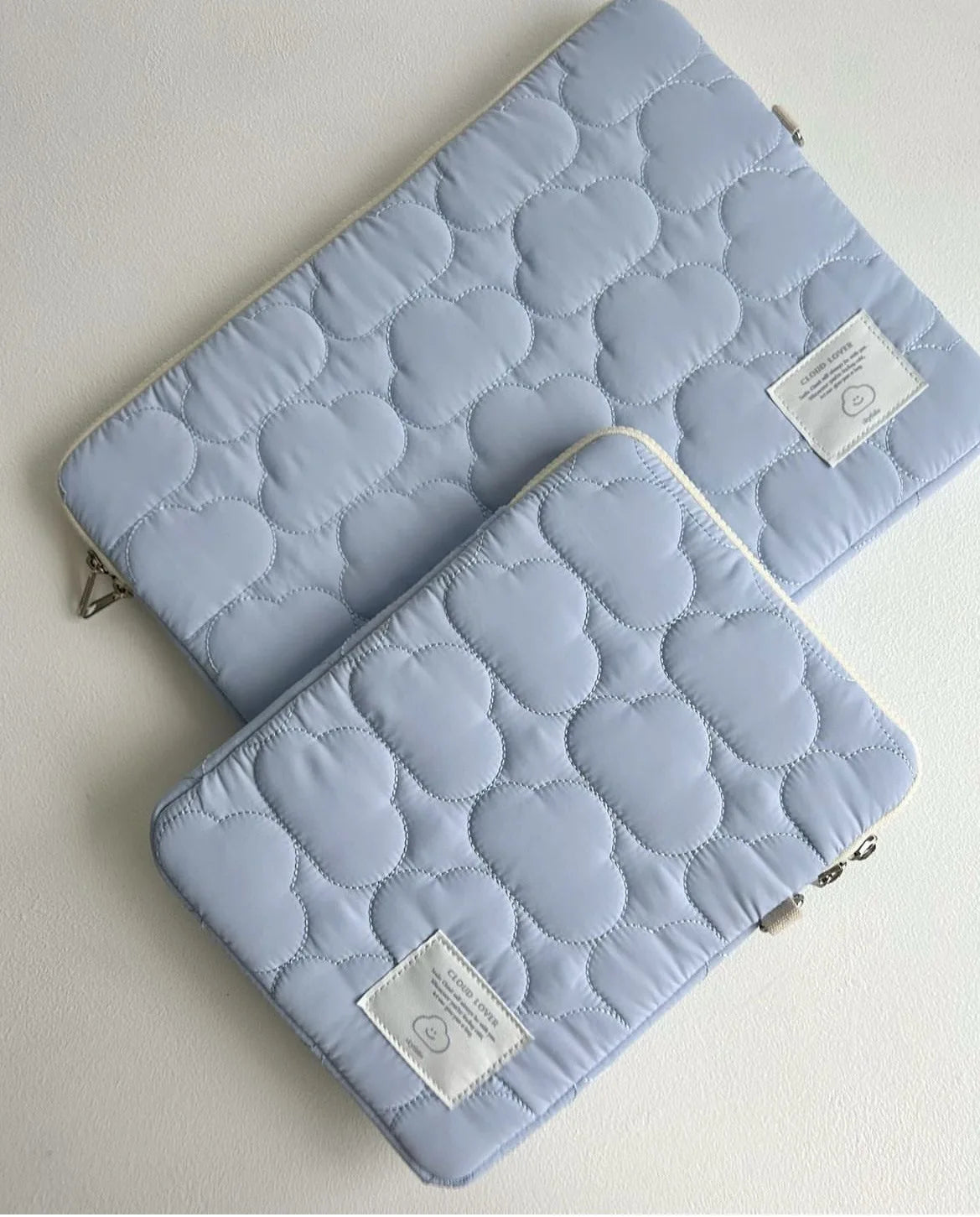 Housse Tablette pour iPad, Samsung, Huawei – Housse Nuage Bleu ou Blanc