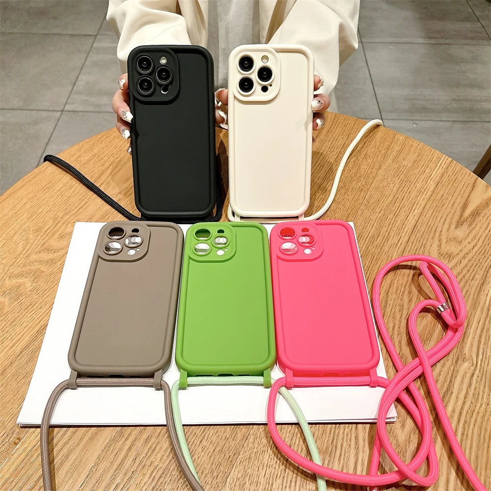 Coque iPhone avec Cordon Tour de Cou – Silicone Antichoc Coloré