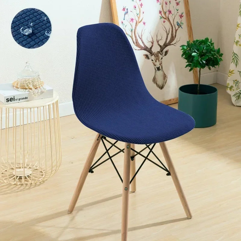 Housse de chaise scandinave bleu foncé en tissu déperlant