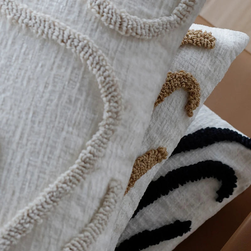 Housse de Coussin Géométrique Brodée – Déco Moderne & Chic 45x45cm