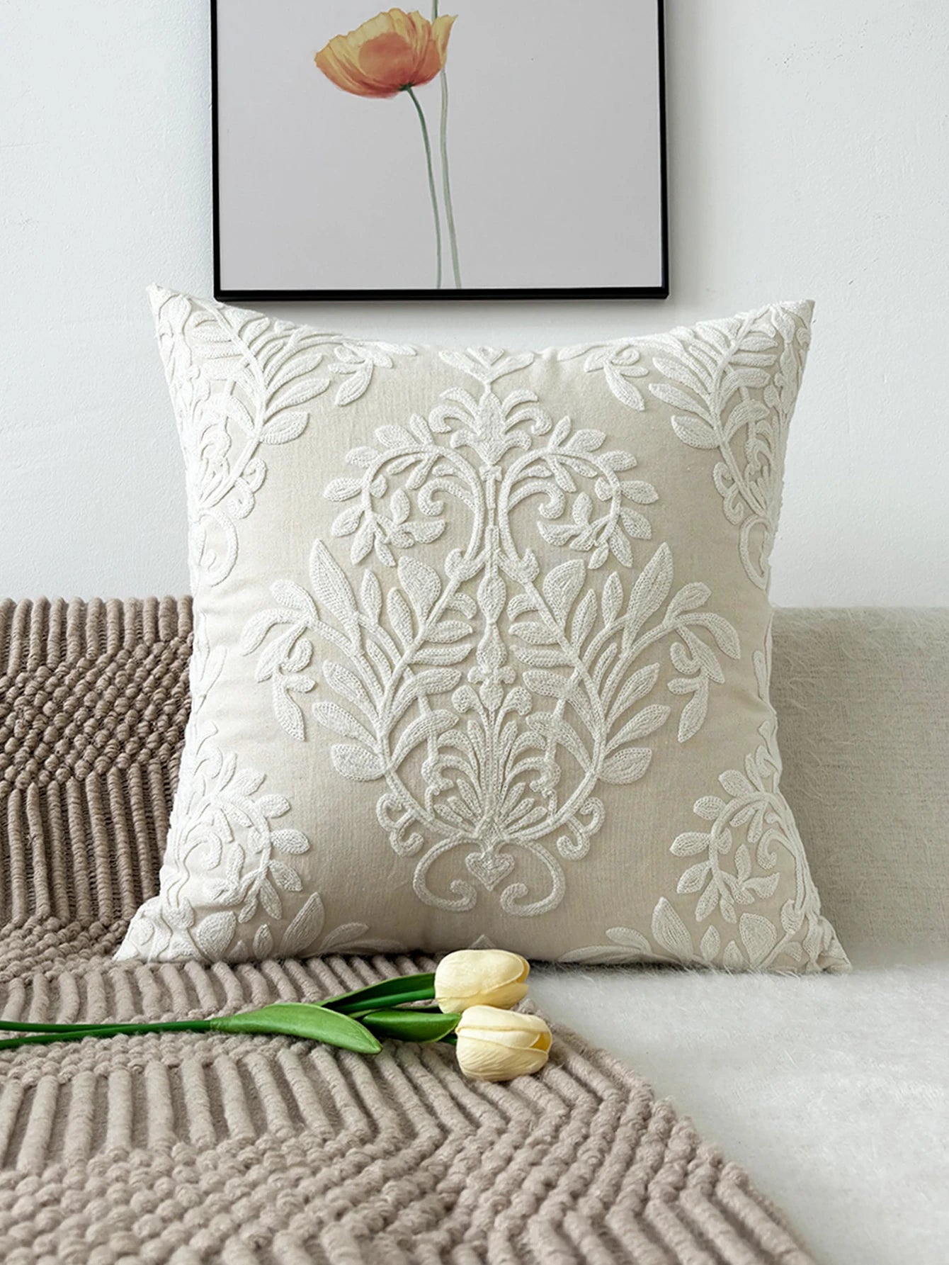 Housse de Coussin Brodée Feuillage – Déco Bohème Chic & Naturelle